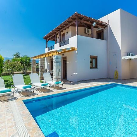 Villas Roumelí エクステリア 写真