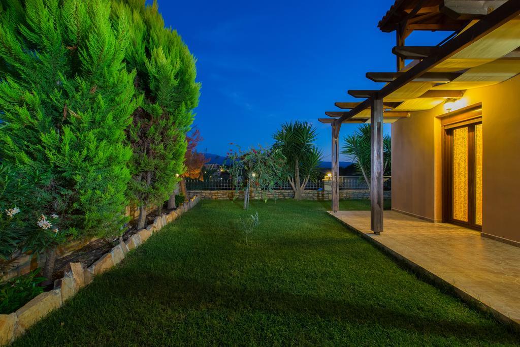 Villas Roumelí エクステリア 写真